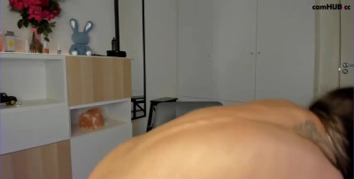 Xxx_Leila Chaturbate 15-09-2025 caressing herself with a vibrator between her legs