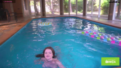 Bellacle naked in the swimming pool