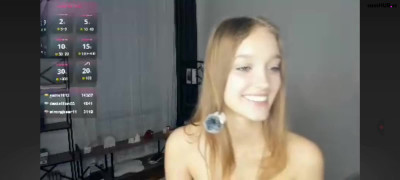 Chaturbate alicemelison top girl show nipples