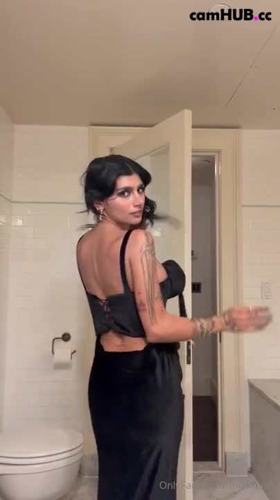 Performer Mia Khalifa onlyfans hide teasing show - #1 Records Sex Cam | ePornREC