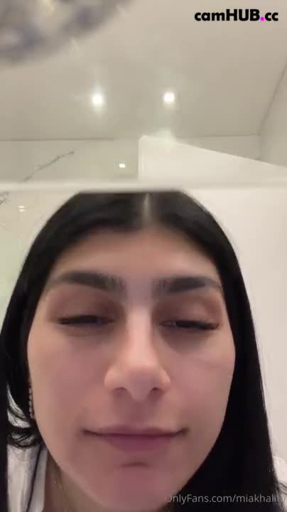 Performer Mia Khalifa onlyfans after shower video - #1 Records Sex Cam | ePornREC