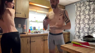 babiifern chaturbate 18-12-2024 sex in the kitchen of a Russian couple