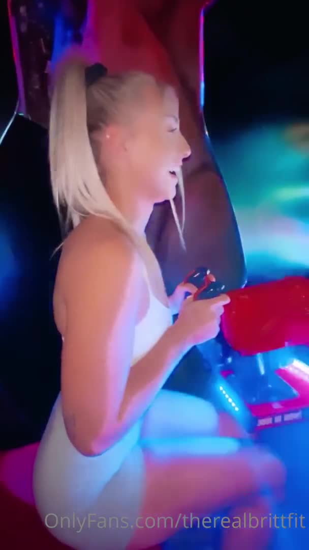 Performer therealbrittfit onlyfans 23-12-2024 new blowjob video, # 1 Porn Archive - ePornREC