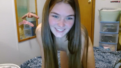 Aliii1123_18022025 _0539_Female_Chaturbate caresses herself between her legs