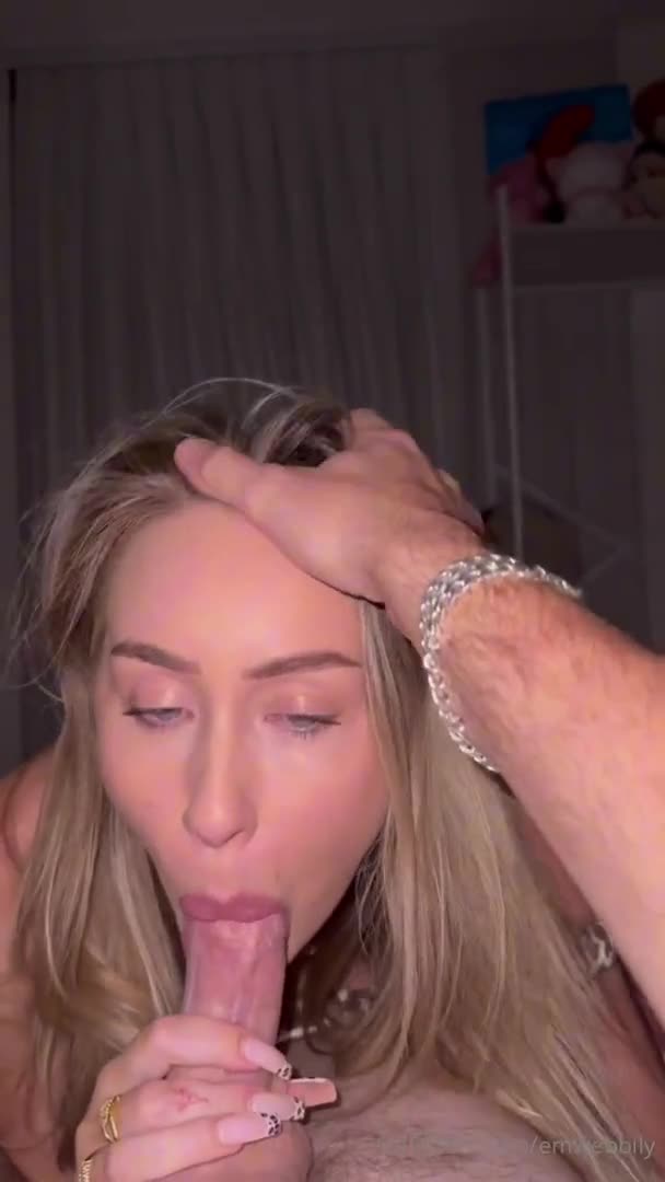 Performer Emwebbily Onlyfans 25-Feb-2025 juicy sucks and licks guy's cock, # 1 Porn Archive - ePornREC
