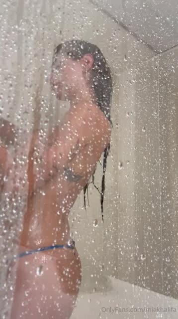 Performer Mia Khalifa Onlyfans 26-Feb-2025 after the shower films herself on camera, # 1 Porn Archive - ePornREC