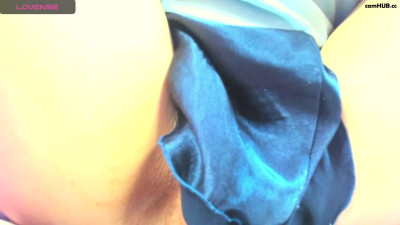 Flaming_Azalea Chaturbate March-23-2025 plays with her swollen clitoris
