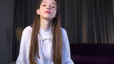Breckdeeks Chaturbate April-08-2025 cute student earns with her face