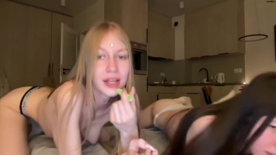 Angel_In_Tibet Chaturbate April-16-2025 students showed their panties
