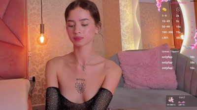 Salome-Brown Chaturbate April-16-2025 tightly caresses her vagina