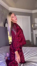 Watch Lexiraexxx Masturbating