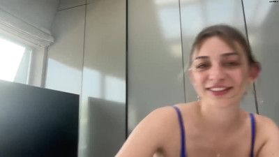 Irisdollgirl Chaturbate May-04-2025 sexy slut posing