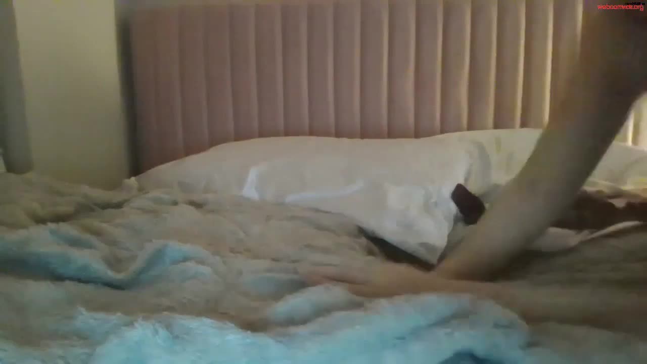 Performer Secretlyfrancesca Chaturbate 05-May-2025 fingers herself - #1 Records Sex Cam | ePornREC