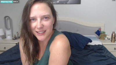 Bluexstacey Chaturbate 05-May-2025 hot milf caresses herself between her legs