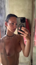 Rachel Cook Onlyfans 15-May-2025 showed her body in the shower