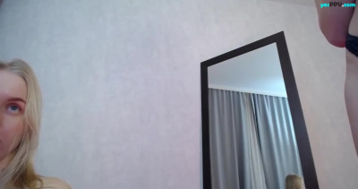 Elis_Curys chaturbate 18-May-2025 lower angle showed her pussy