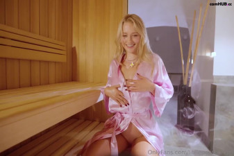 Xdestinyrose Yourdestinyrose Littlepolishangel Onlyfans 03-06-2025 fucking herself in a sauna