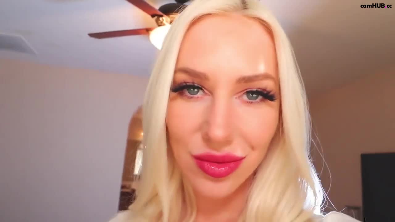 Performer Tara Babcock Onlyfans 03-06-2025 fondling herself under her skirt online, # 1 Porn Archive - ePornREC