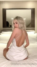 Rileyfans onlyfans video 14-June-2025